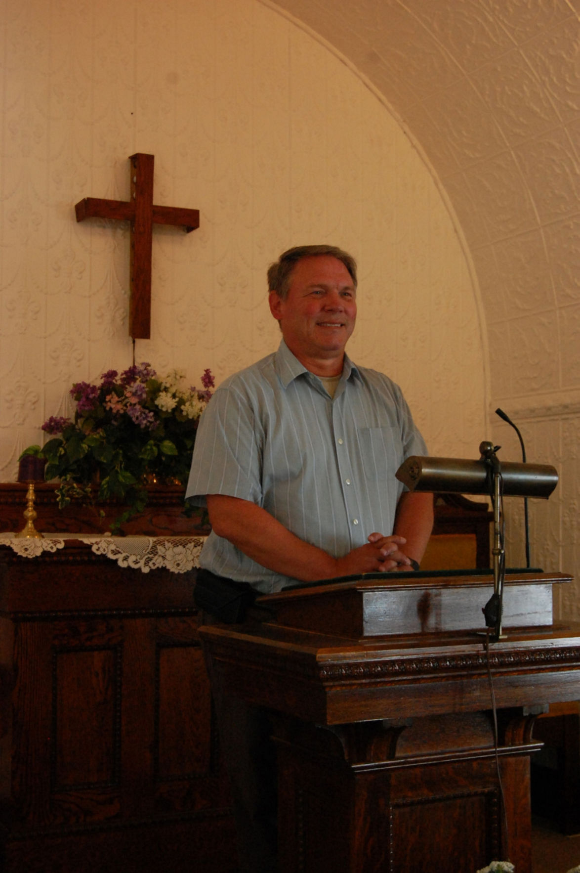 Panel rules against pastor